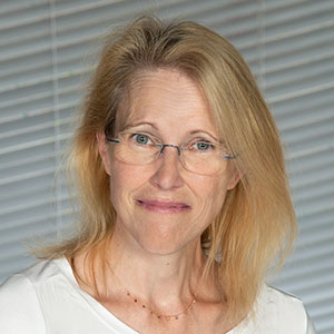Mag. Dagmar MAYER